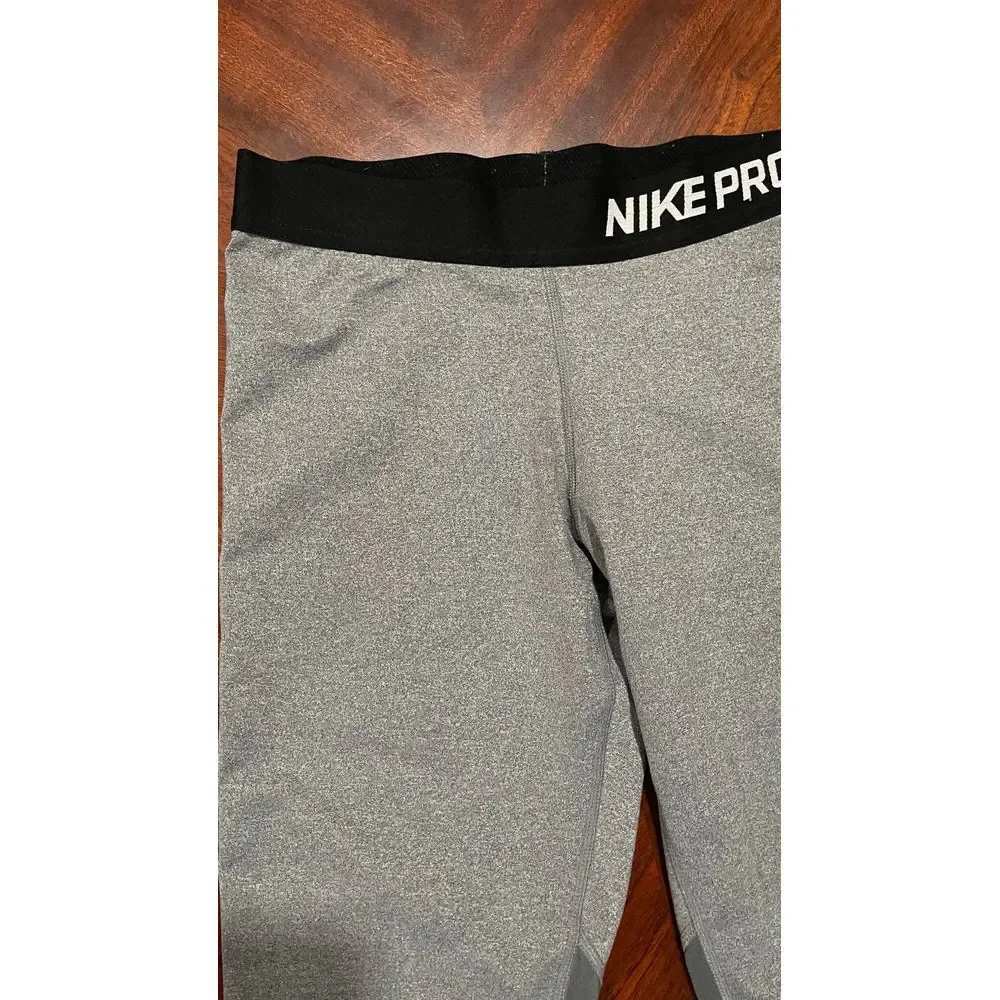 Nike dri-fit girls capri gray‎ leggings size large